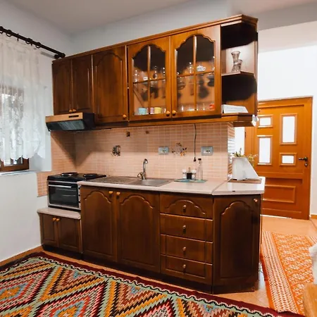 Bb Traditional * Gjirokastër